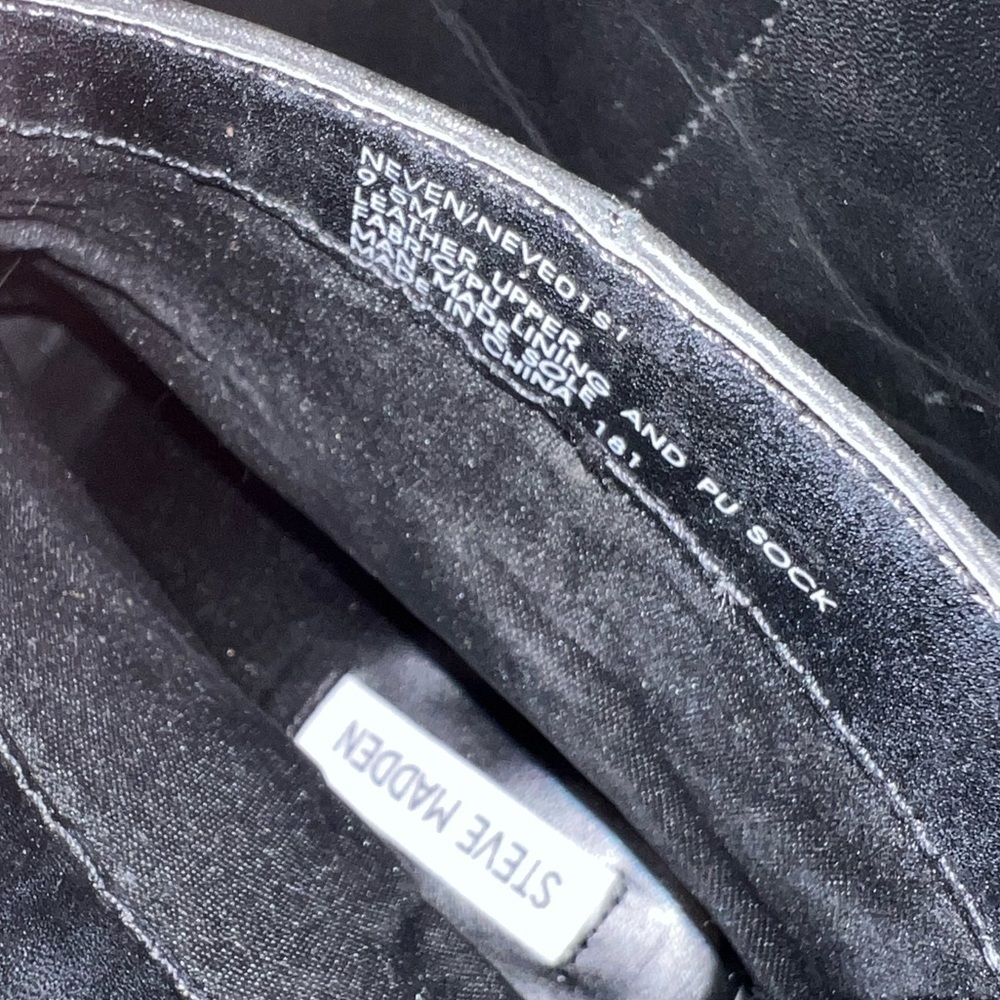 *Steve madden- Black leather booties - Picture 7 of 7